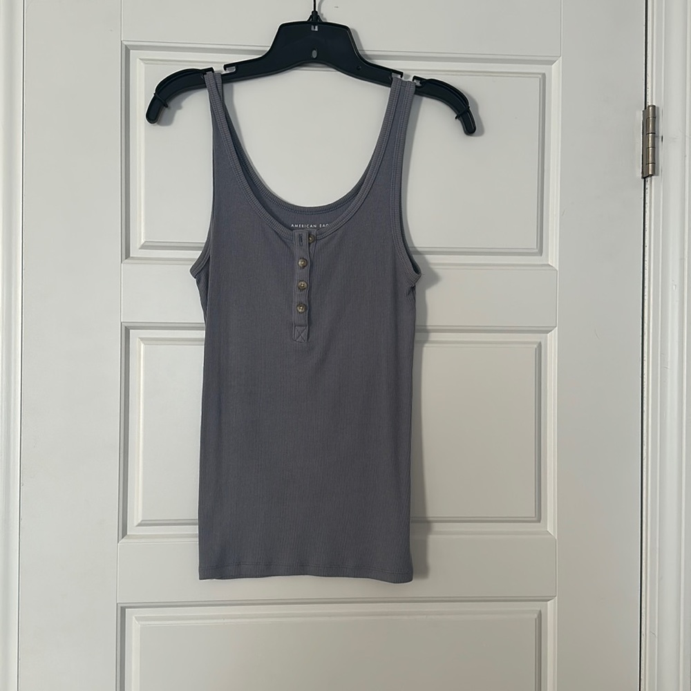 Aerie tank bundle